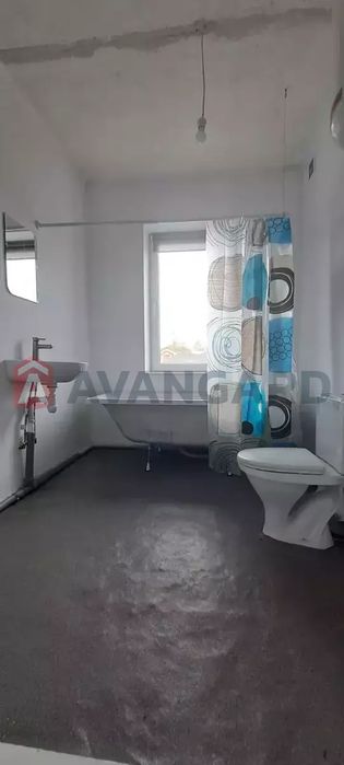 Оренда капітального будинку 205 м2 біля ТРЦ «Караван» (Лівобережний-3)
