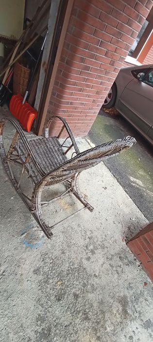 Fotel bujany wiklinowy