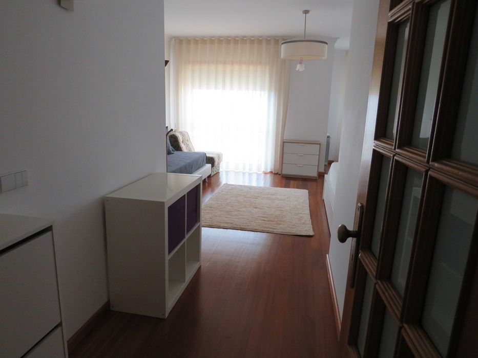 Quarto individual a estudante perto do Hospital Universitário, Coimbra
