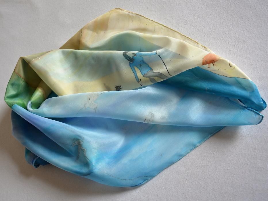 Jedwabna apaszka ręcznie malowana -Spacer.