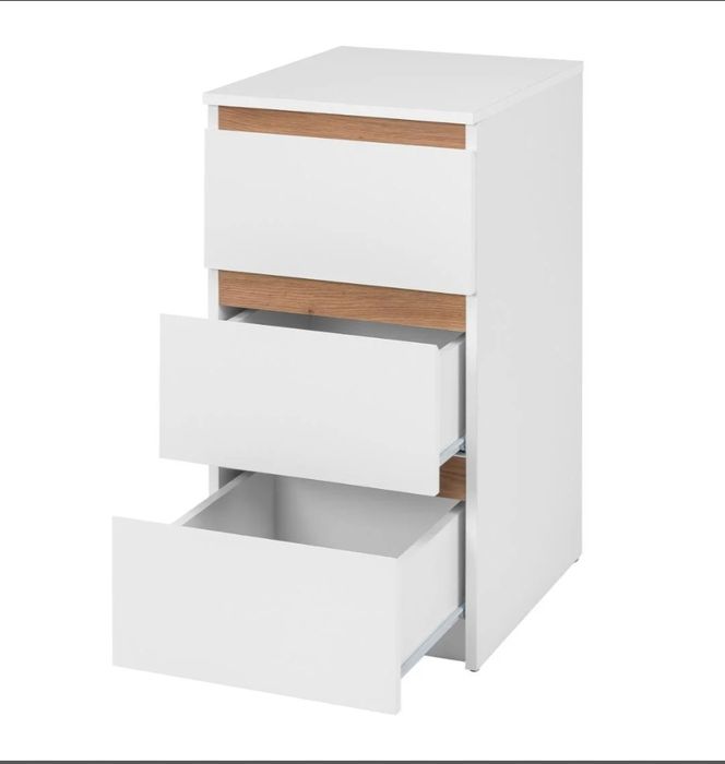 Cómoda nova ler anúncio