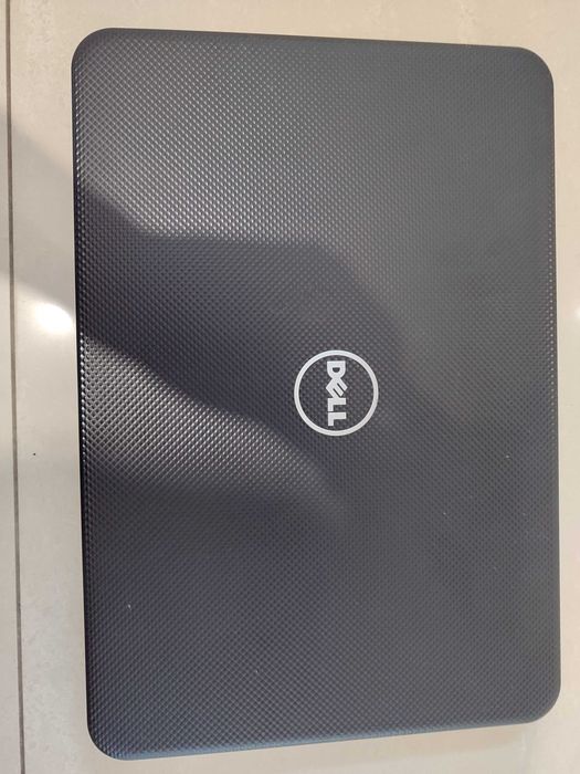 Dell 3537 i7/8GB/256 SSD/Win 10