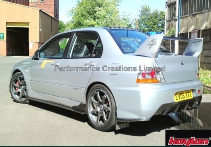 Бризговики Митсубиси Лансер 9 Х Галант Каризма L300 L400 Колт Грандис