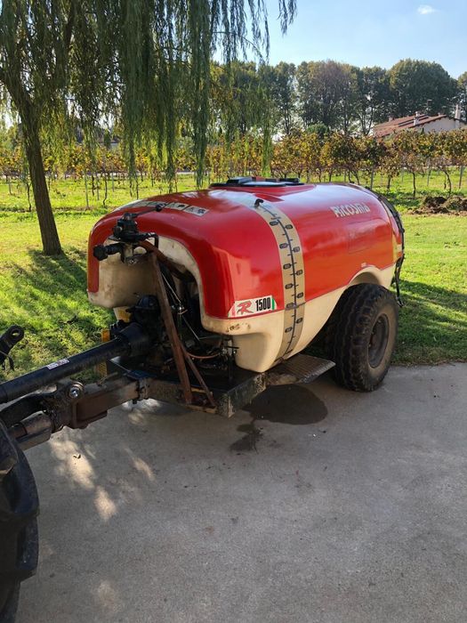 Оприскувач садовий 1000/1500/2000 тони