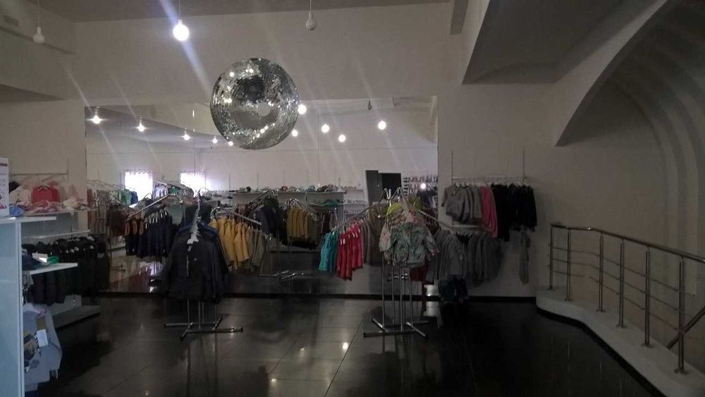 ТОП Локація! вул.Ярмаркова! Центральний ринок! Мережеві сусіди! Фасад!