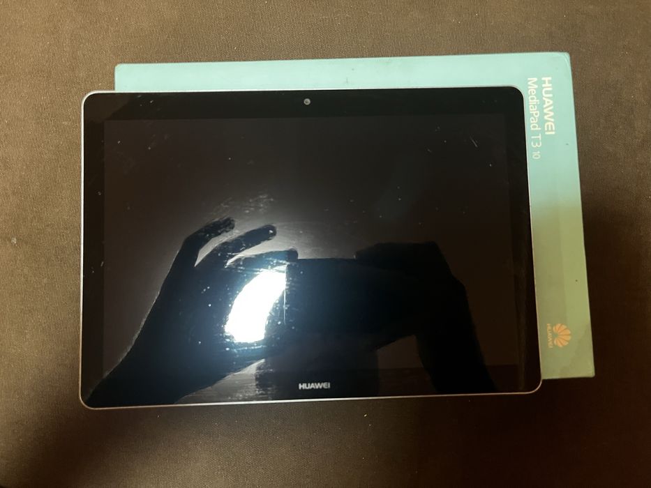 Планшет Huawei Mediapad t3 10