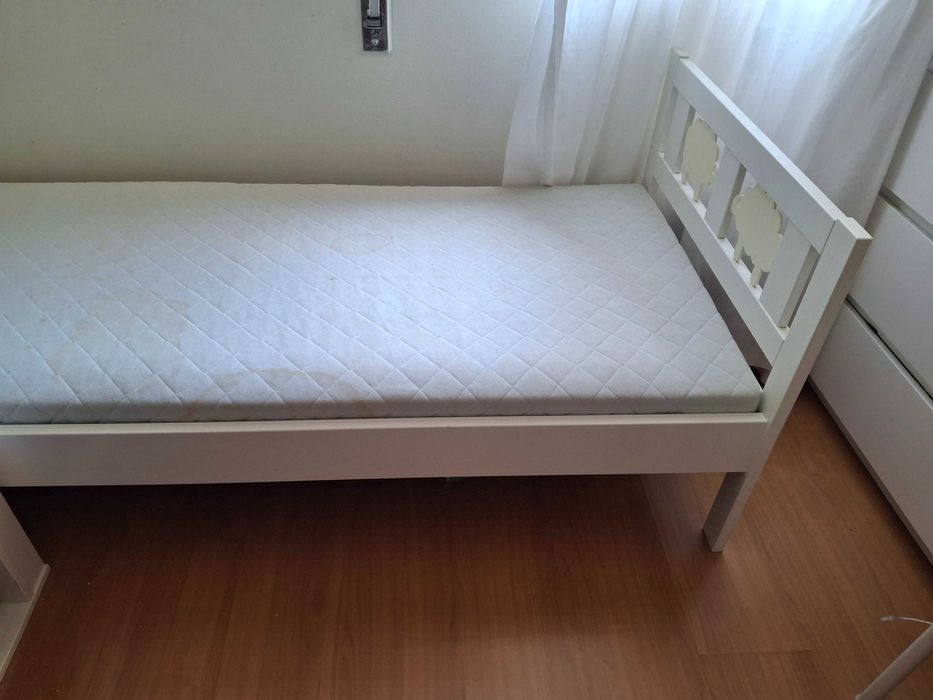 Cama criança IKEA