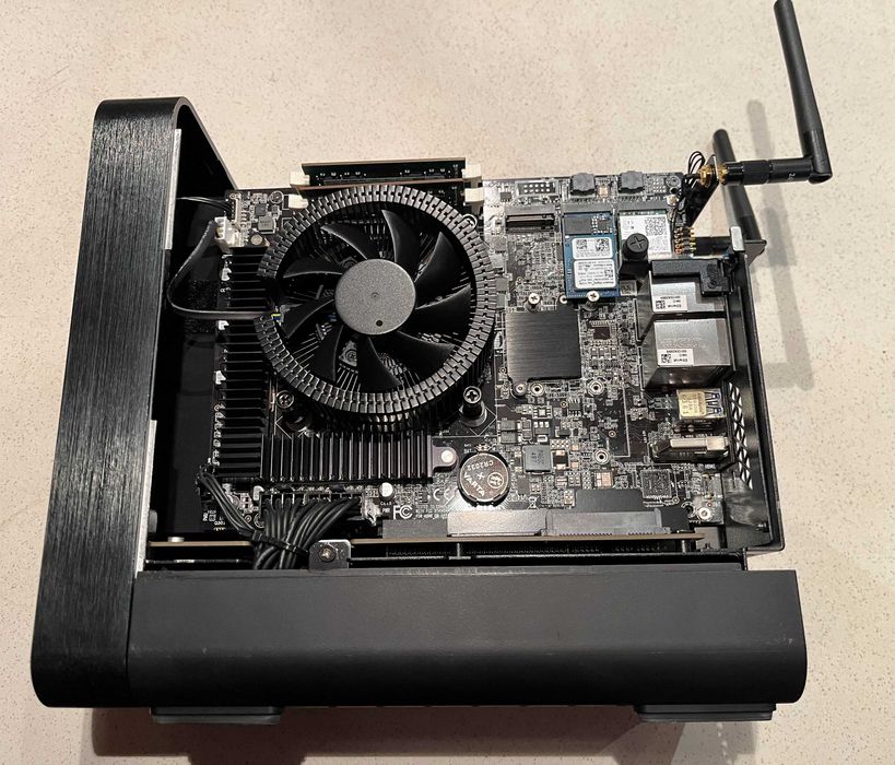 Komputer do biura Mini PC SFF Zotac Magnus One