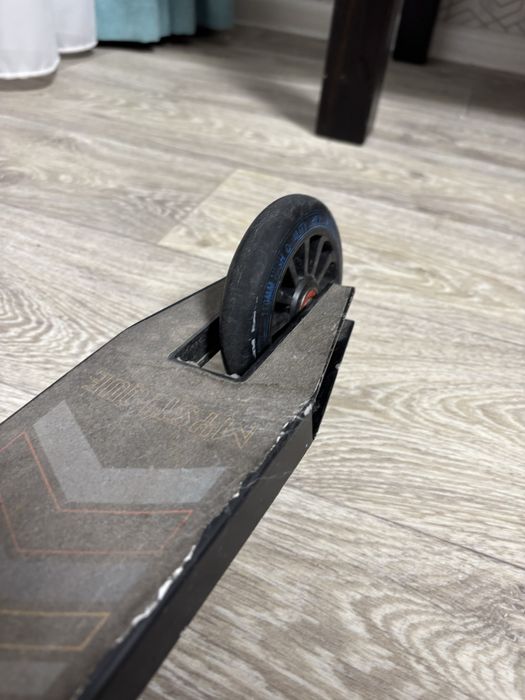 Самокат трюковий Explore