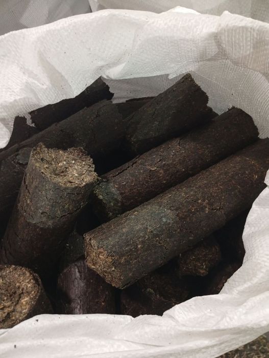 Продам брекети і гранули