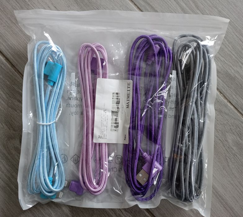 Zestaw 4 kabli kątowych USB do Lightning 1,8m i 3m