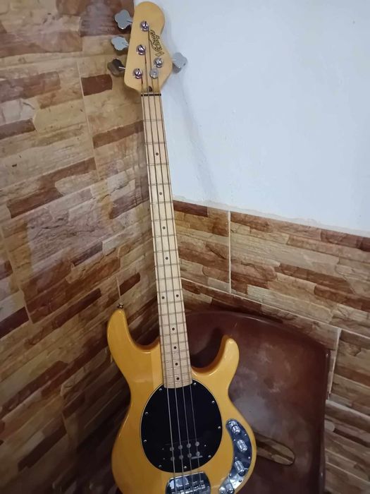 Baixo vintage Wilkinson