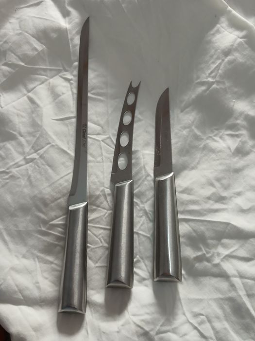 Conjunto de três faças