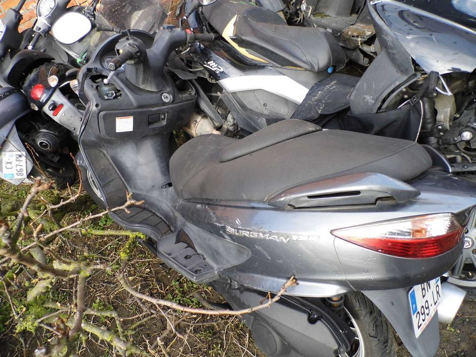 SUZUKI BURGMAN K7 125 CCM SILNIK lagi CZESCI lampa licznik sztyca