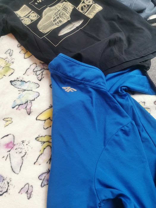 Mega Zestaw 4 bluzek 4f. Gratis nowa polarowa czapka 4f