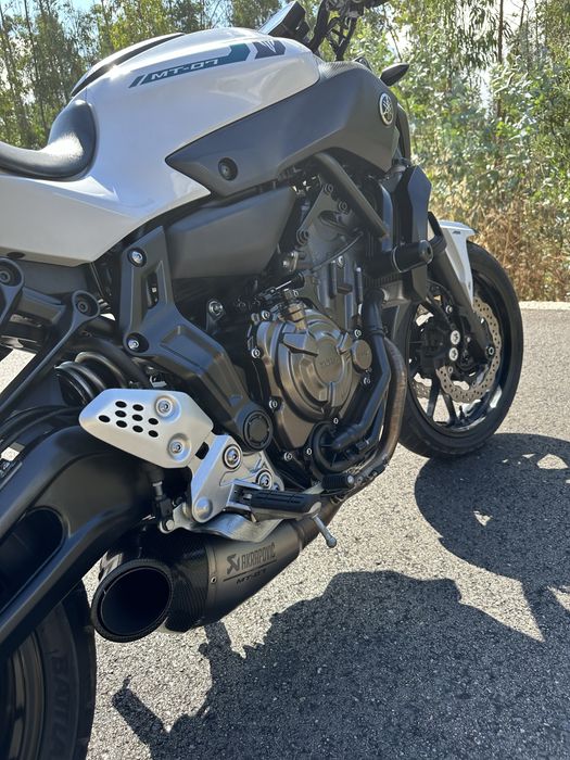 Yamaha mt 07 apenas 15mil km