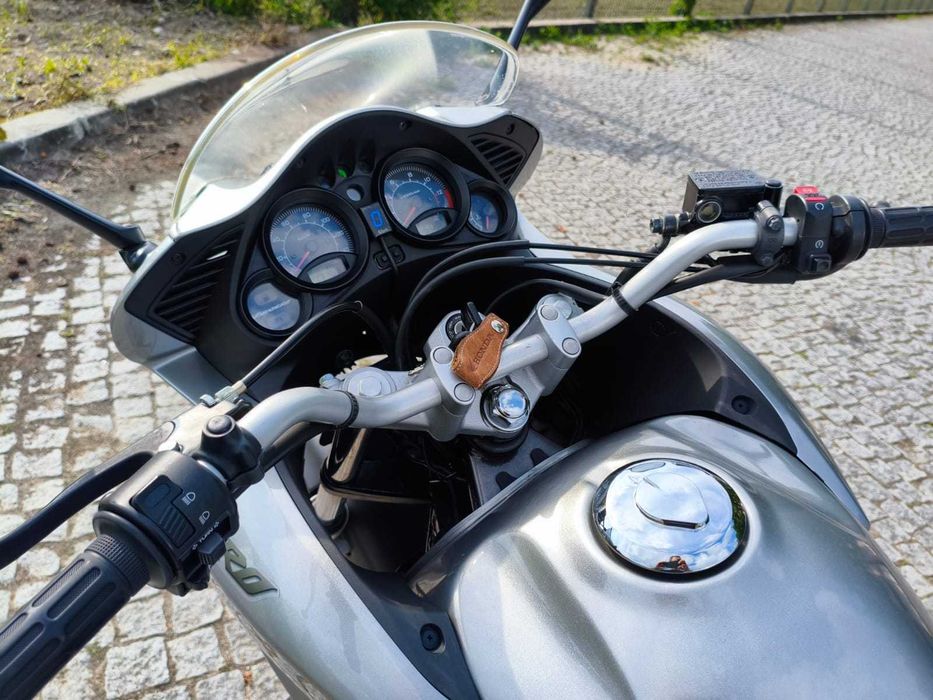 Honda Varadero 125 XL (2010) – Estado de Coleção – 17.163km