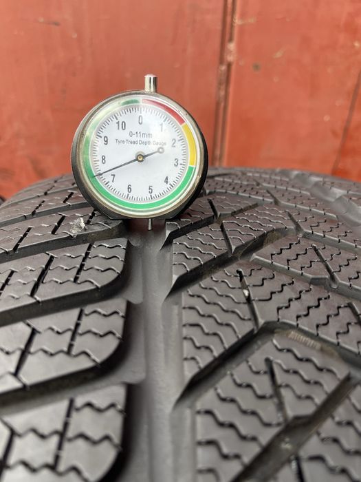 275/35/21 R21 Pirelli Sottozero3 winter зима 4 шт ціна за 1 шт