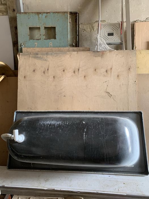 Продам ванну без жодної корозії