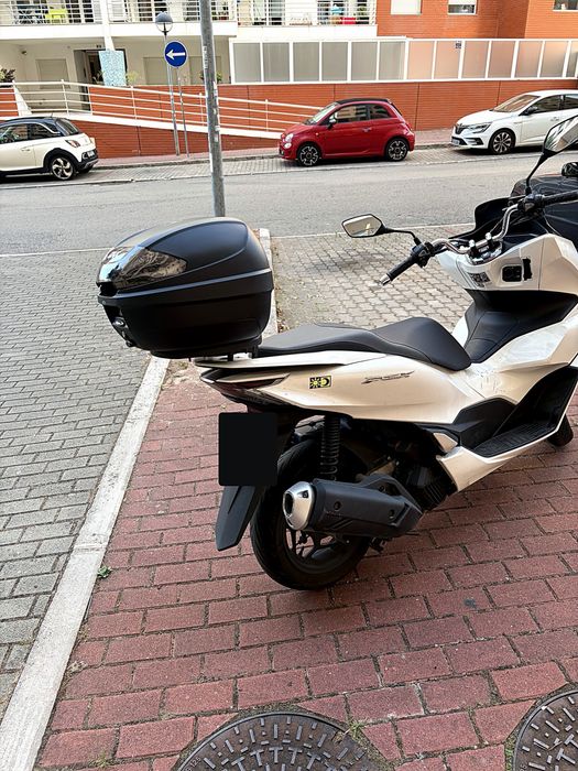 Honda PCX 125 — 2021 — 14.500km