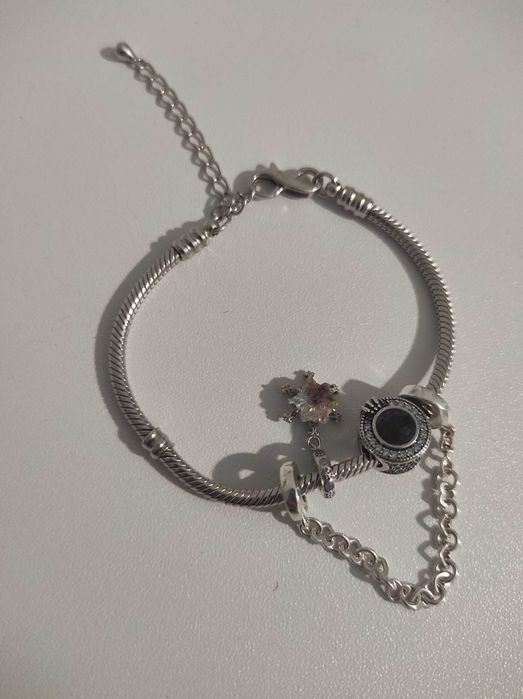 Komplet srebrna bransoletka typu Pandora z zawieszkami