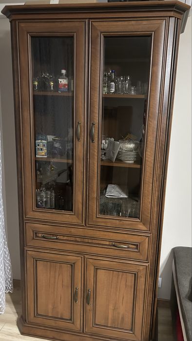 Witryna / szafa z szybą