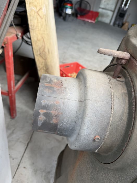 Jotul 4 żeliwny piec