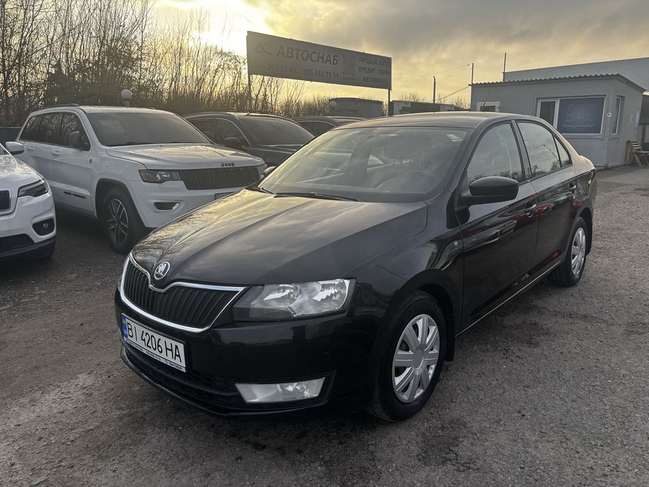 Продам Skoda  Rapid 1.6 Mpi ліфтбек