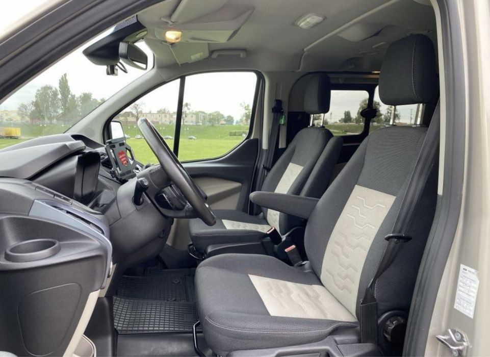 Wynajem samochodow Ford Tourneo Elblag i okolice