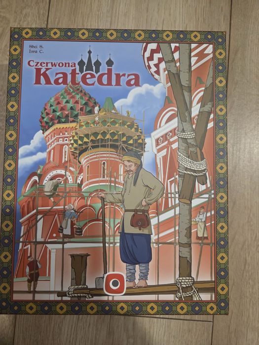 Gra Czerwona katedra ideał