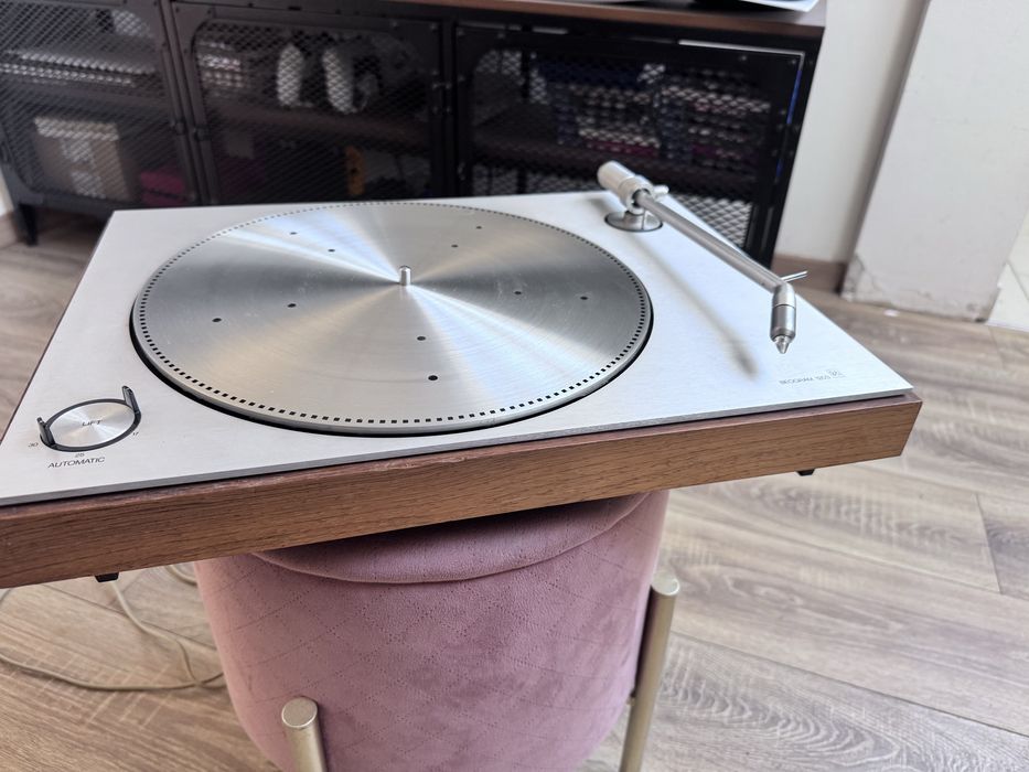 Bang & Olufsen Beogram 1203