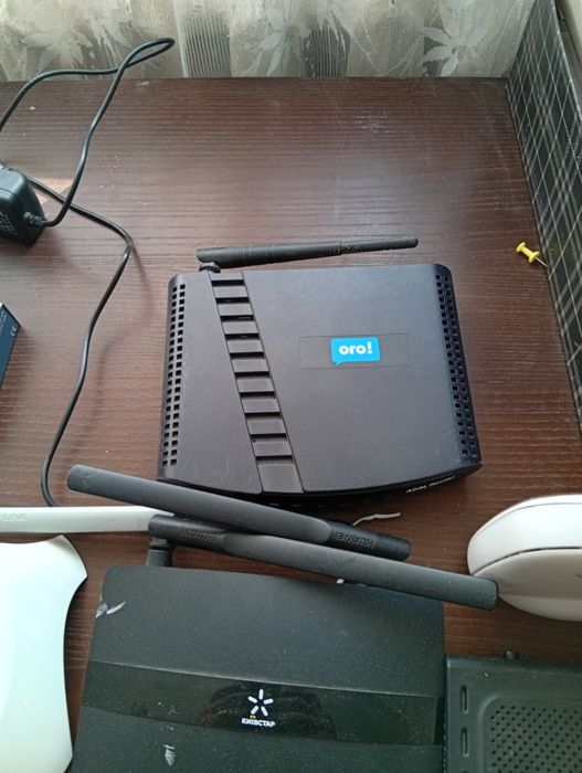 Продам  вайфай роутери