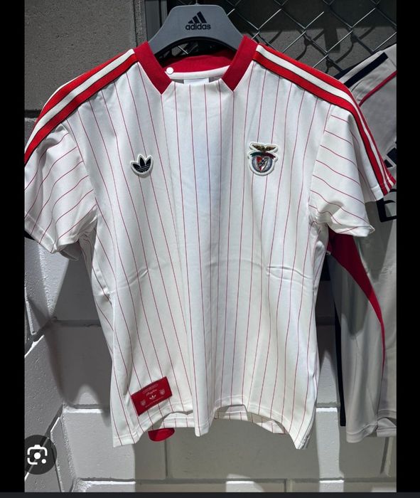 Camisola nova embalagem  benfica