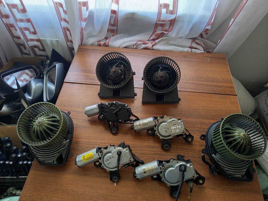 Моторчик двірників печки Гольф4  Пасат б5 Шкода Тур