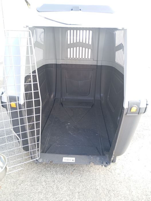 Casota animal grande como nova