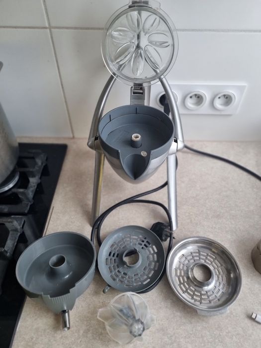 Wyciskarka do cytrusów Delonghi KS5000 używana