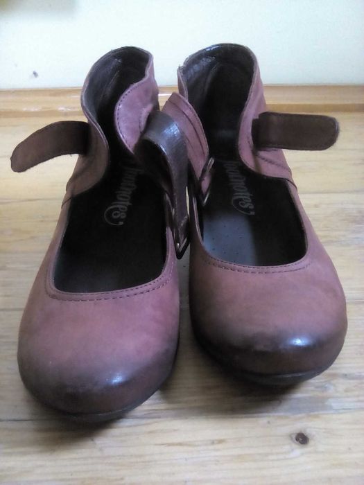 Туфли-полуботинки женские американского бренда Footnotes