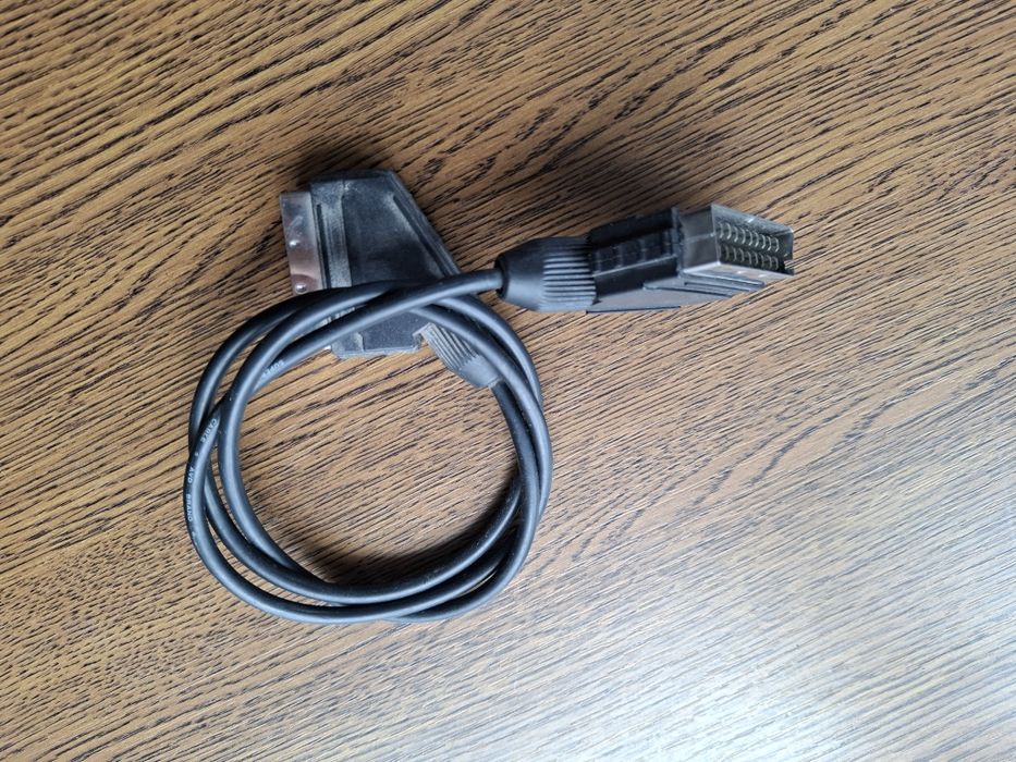 Tuner DVB-T2 Opticum HD T90 + pilot + kable – SPRAWNY