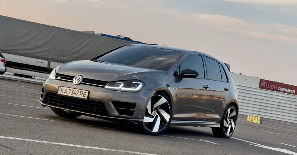 Volkswagen Golf R 2015