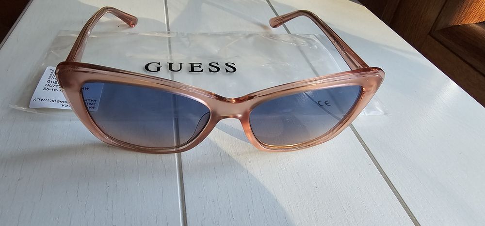 Okulary przeciwsłoneczne damskie Guess gu7774 nowe