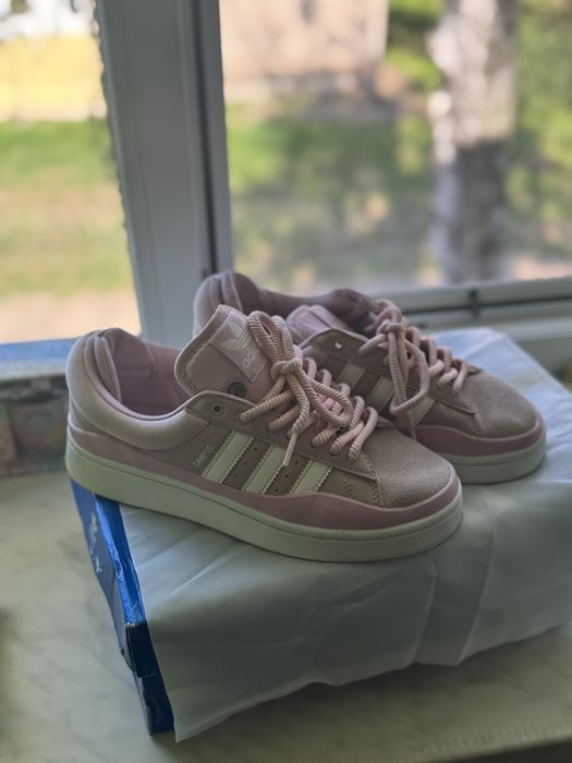 Adidas campus x Bad bunny