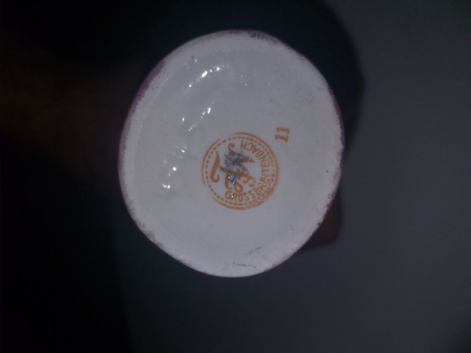 Dwa,stare, porcelanowe przedmioty z sygnaturami PRL