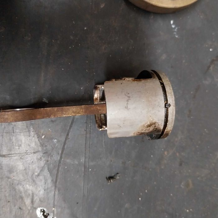 Makita dcs 33/400/401 na części