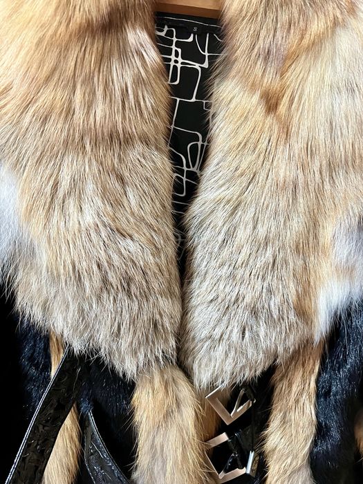 Полушубок зі вставками натурального хутра лисиці. Шуба. Нова