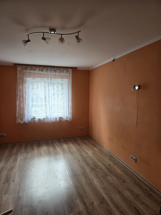 Mieszkanie z ogródkiem do remontu