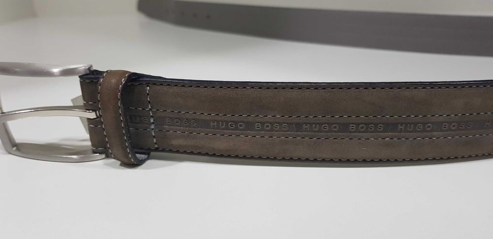 Hugo Boss  cinto