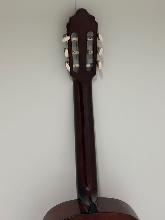 Viola em excelente estado geral – ótimo custo-benefício!