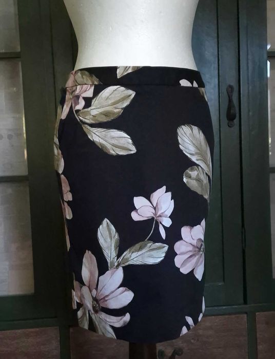 Jackpot spódnica ołówkowa w kwiaty S-M