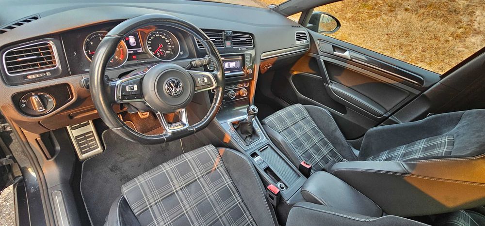 VW Golf MK7  GTD