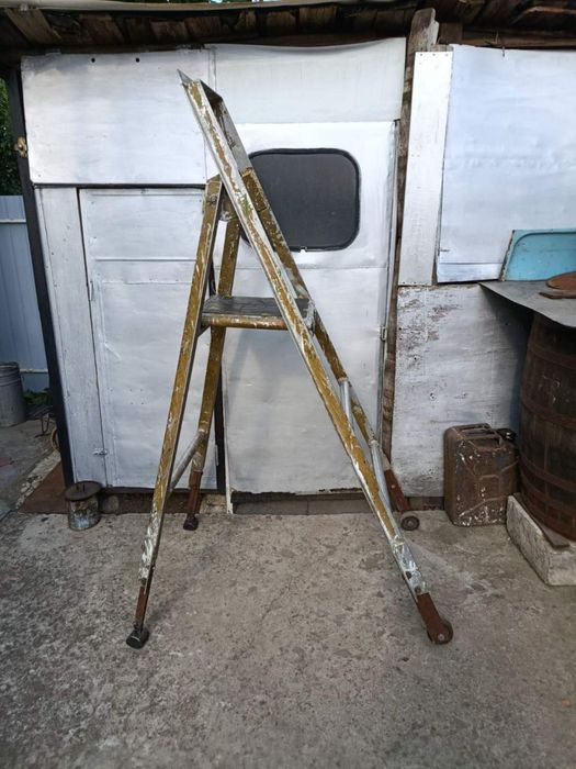 Продам лестницу.